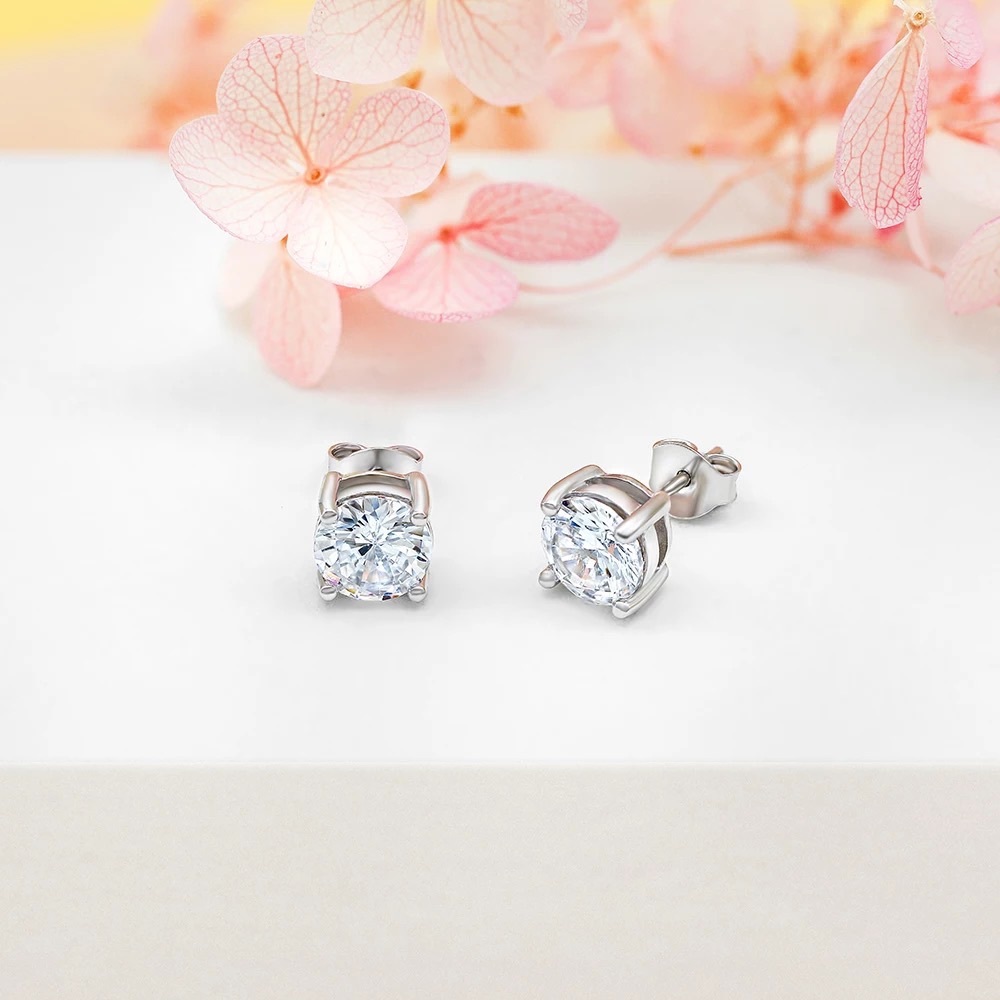 New Simple Round Cut Diamond Stud Earrings - Picture 2 of 4